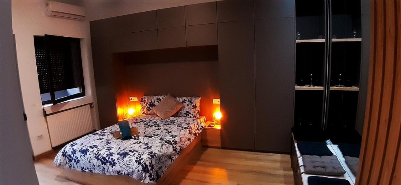 Best Ambiance Apartment And Vew In Center Bucharest Luaran gambar