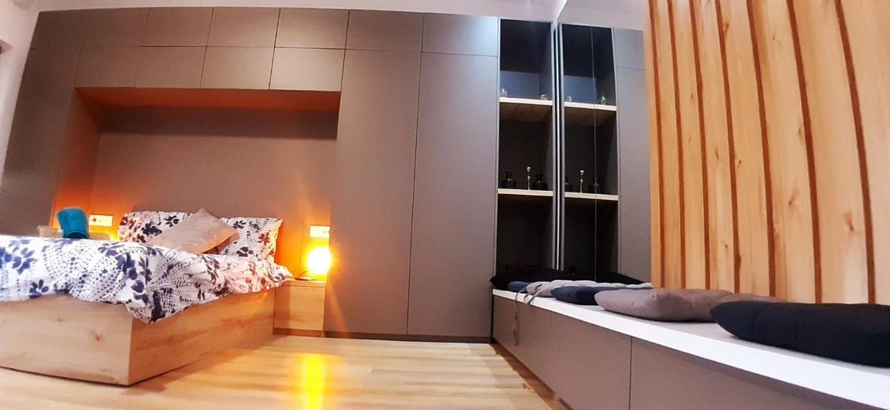 Best Ambiance Apartment And Vew In Center Bucharest Luaran gambar